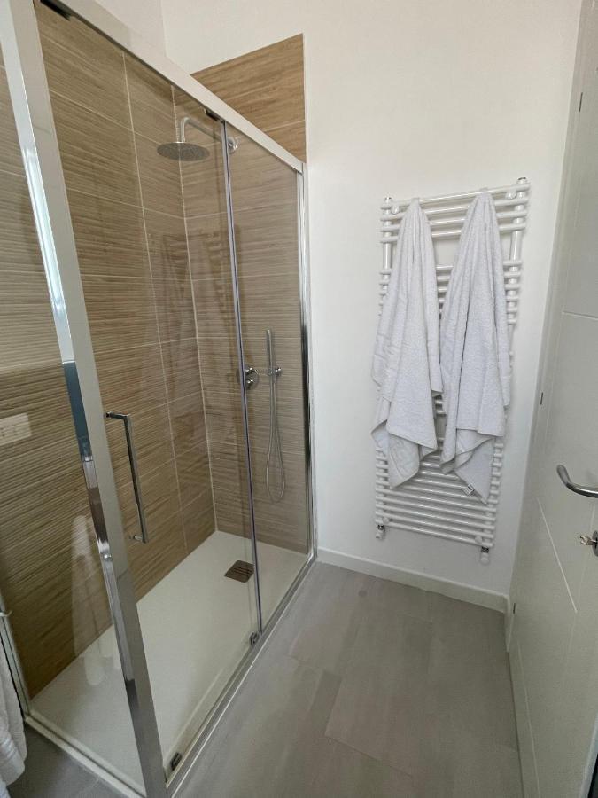 Martanna Rooms คารินิ ภายนอก รูปภาพ